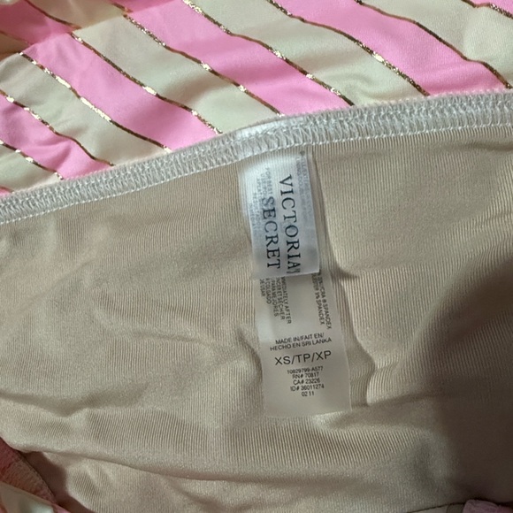 34C Vs Victoria’s Secret BOMBSHELL Miraculous Adds-2 Cups Swimsuit Bikini set - Picture 16 of 16